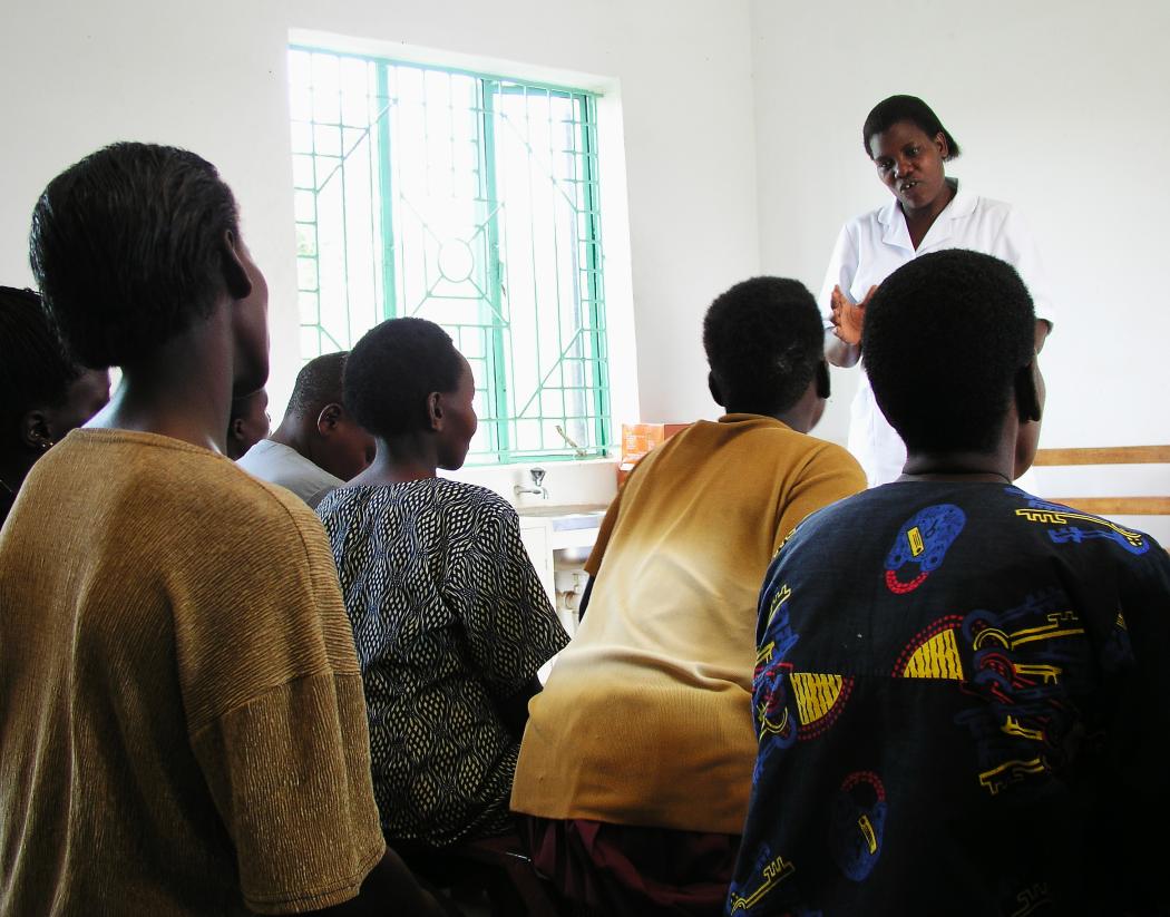 Mothers and pregnant women attend a health education session in Mukono. Photo credit: Arne Hoel / World Bank