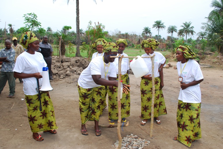 Demonstration by lead community mothers of handwashing a health intervention integral to USAID's nutrition interventions in Sierra Leone (2)